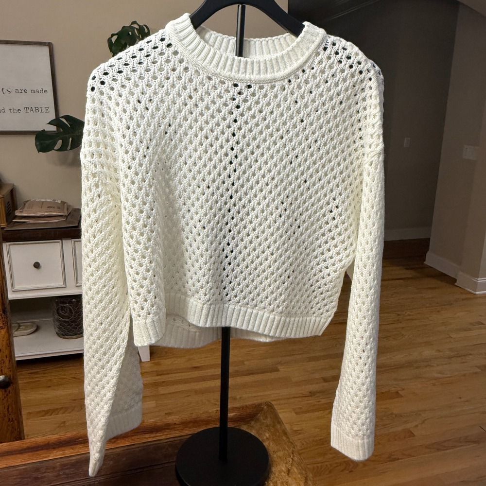 H&M Divided White Open Knit Cropped Sweater Womens Medium Pointelle Pullover